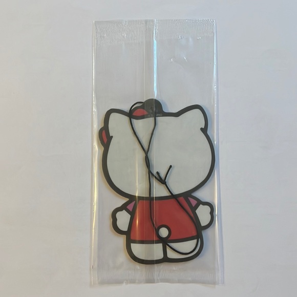 Hello Kitty Air Freshener Strawberry Scented 1 Ct Car Decoration Sanrio NWOT - Picture 4 of 11